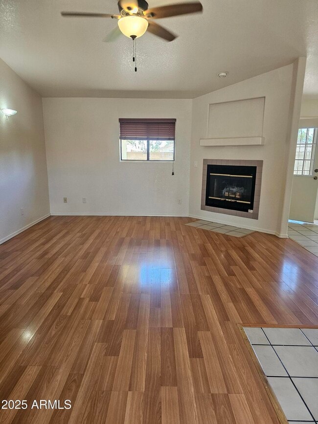 Foto del edificio - 5276 Cedar Springs Dr