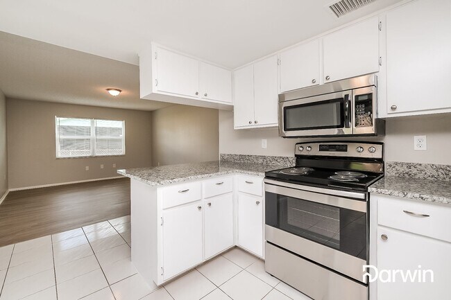 Foto del edificio - 8217 Tahr Ave, New Port Richey, FL 34655
