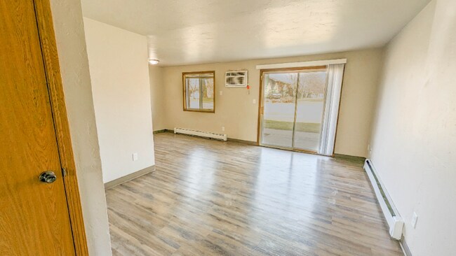 Building Photo - 1856 Verlin Rd