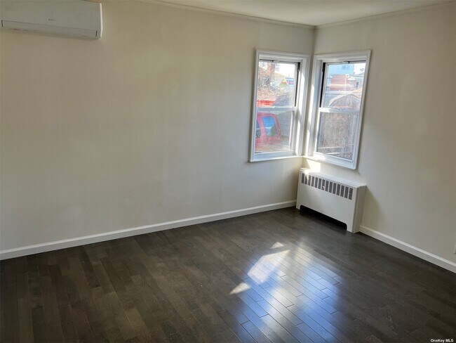 Building Photo - 230-19-230146 146th Ave