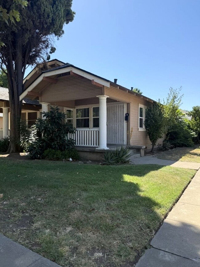 Photo - 860w22nd Apartment