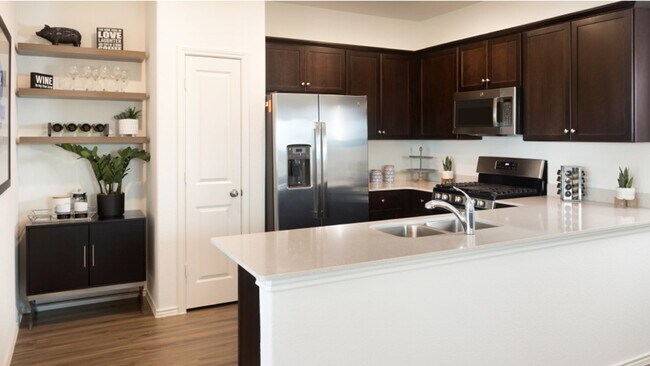 Building Photo - 2205 Forgetmenot Ln