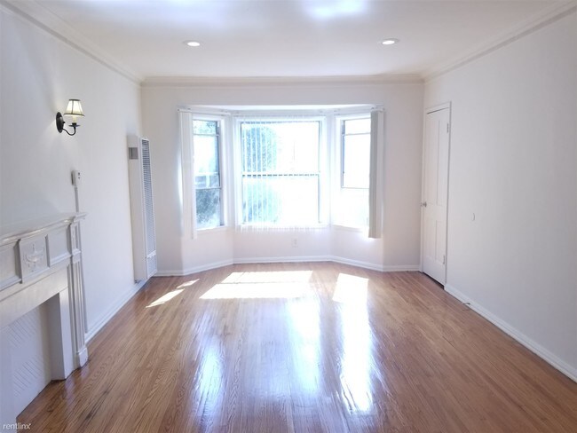 Foto del edificio - 1 br, 1 bath  - 1211 S Westmoreland Ave