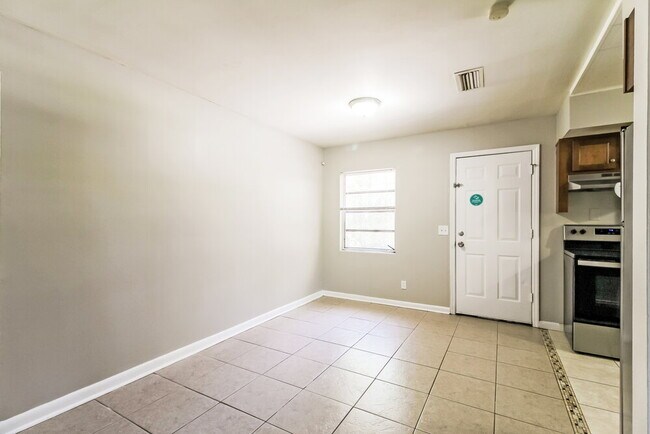 Foto del edificio - 4815 Andromeda Rd