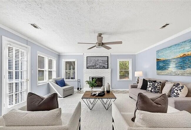 Foto del edificio - 2571 Temple Johnson Rd SW