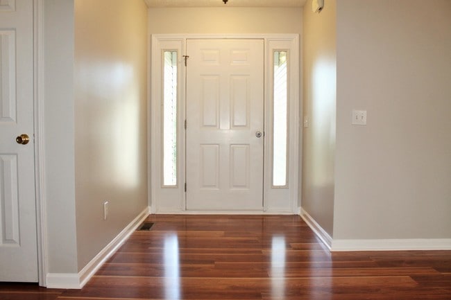 Foto del edificio - 289 Firetree Ln