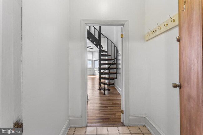 Foto del edificio - 2826 Poplar St