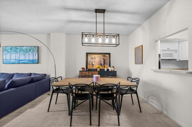 Foto del edificio - 19380 Collins Ave