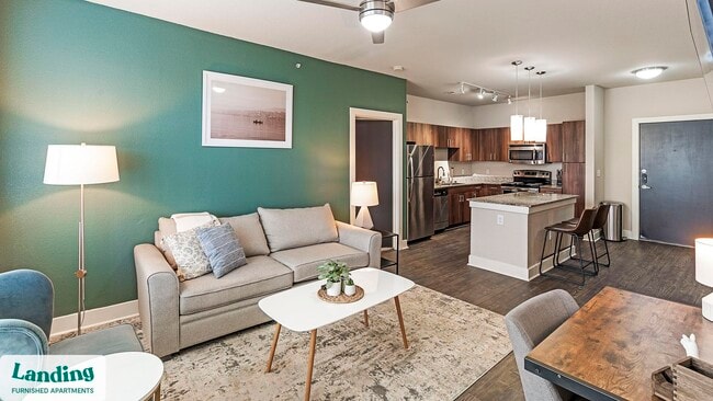 Building Photo - 1415 N Main Ave