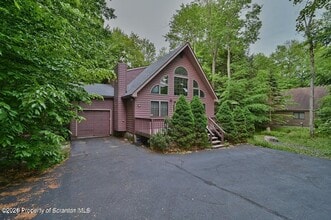 Building Photo - 93 Bender Rd