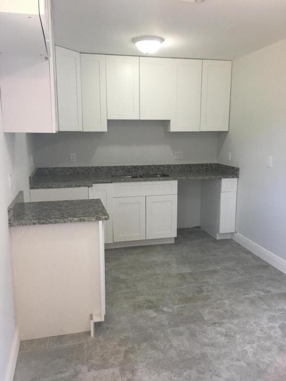 Foto del edificio - 8760 Lyndall Ln