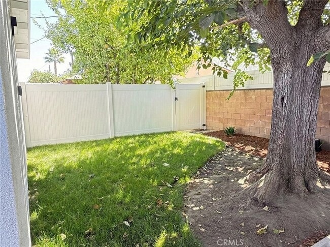 Building Photo - 8460 Nestle Ave