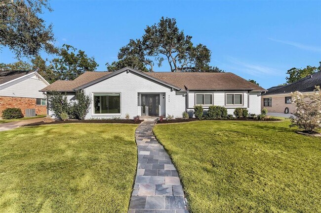 Building Photo - 9723 Moorberry Ln