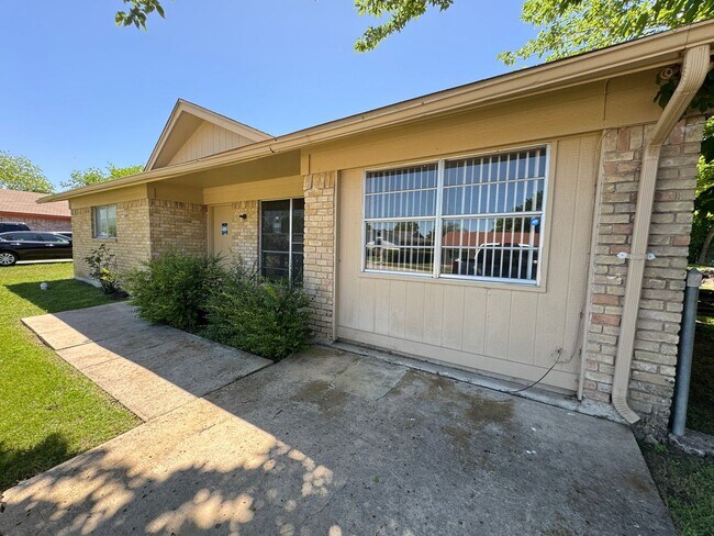 Building Photo - 3-Bedroom House for Rent in Killeen
