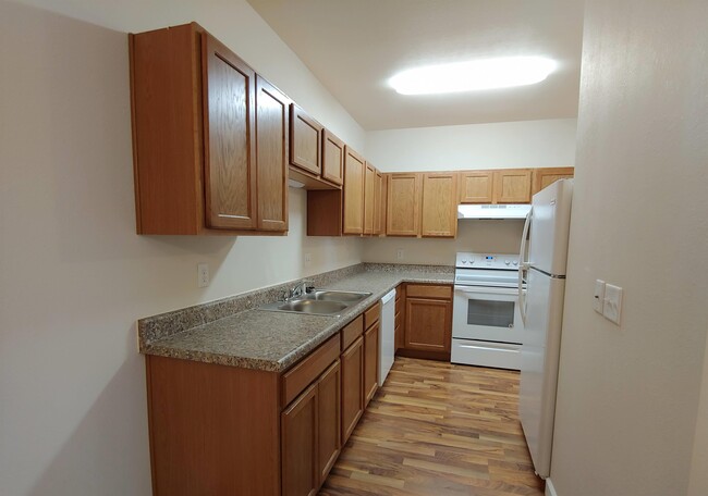 Building Photo - 1205 Basswood St