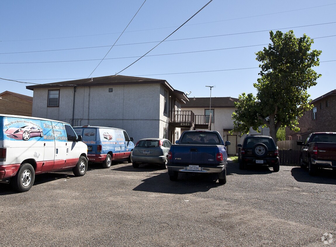 Primary Photo - 454 Galveston