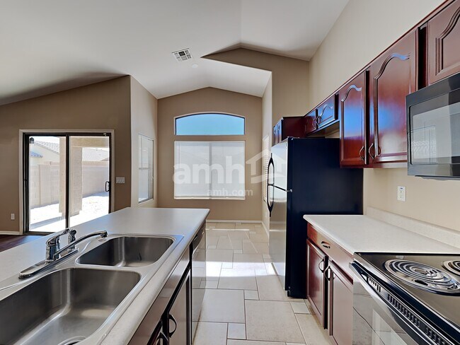 Foto del edificio - 3012 S 257th Dr