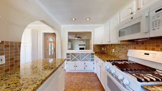 Building Photo - 4052 W Johnson Cir
