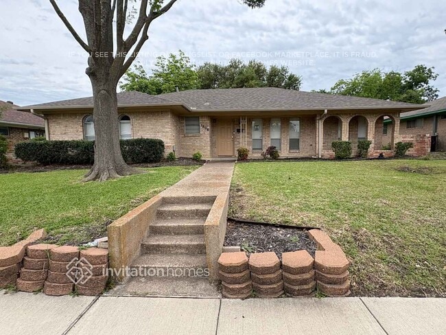 Building Photo - 1506 Mayfield Ave