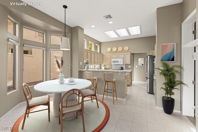 Building Photo - 2404 Spring Water Dr