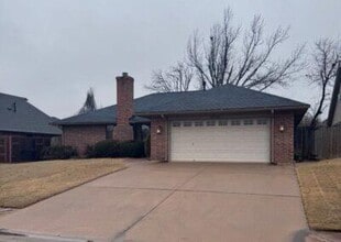 Building Photo - 17513 Woodsorrel Rd