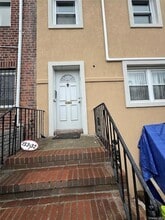 Building Photo - 153-32 77th Ave