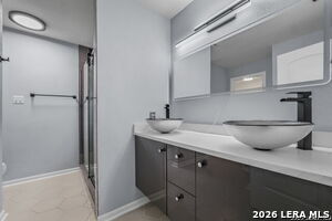Foto del edificio - 9323 Bowen Dr