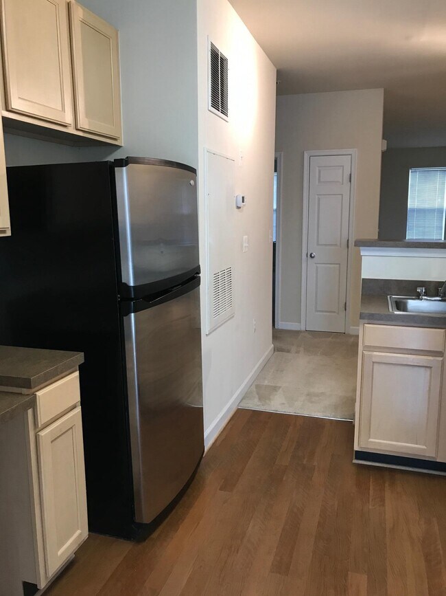 Foto del edificio - 42530 Mayflower Terrace