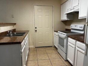 Building Photo - 3308 Avenue O