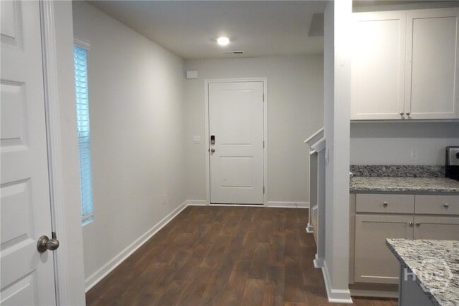Building Photo - 425 Coconut Dr