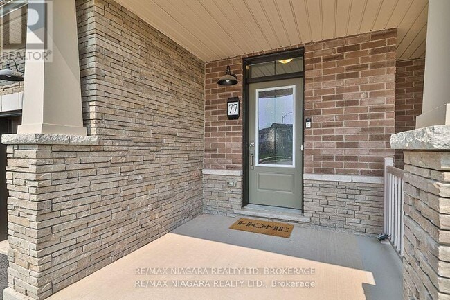 Building Photo - 77 Keelson St