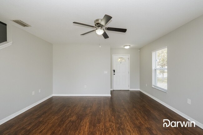 Building Photo - 11773 Mango Cross Ct, Seffner, FL 33584