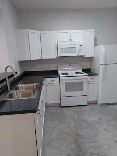 Building Photo - 3627 Tanner Ln