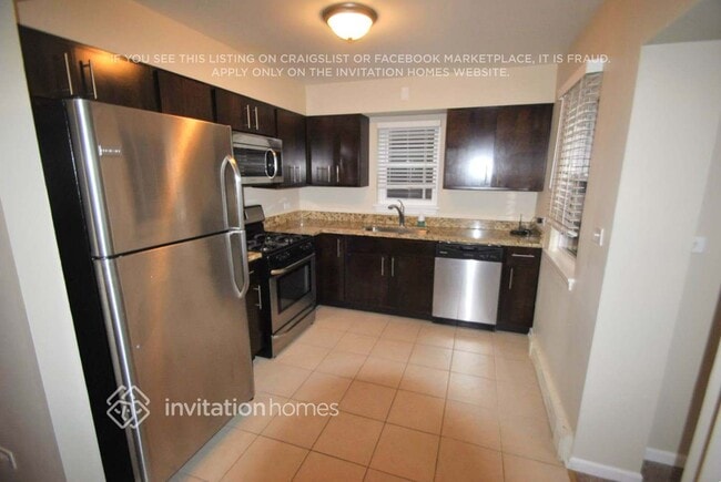 Foto del edificio - 3046 Emerson St
