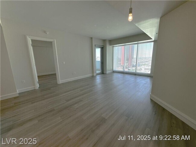 Foto del edificio - Luxury High-Rise Living at SKY | 29th Floo...