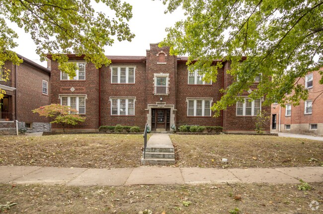 Building Photo - 7234 Amherst Ave