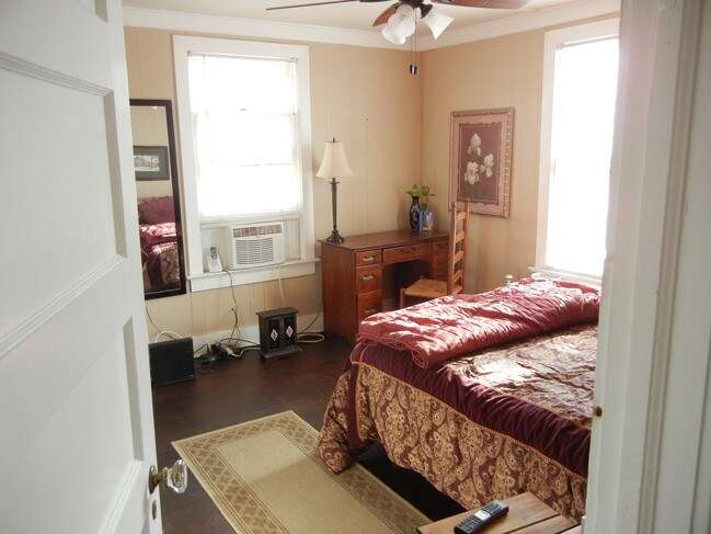 Foto del edificio - 6976 Phillips Mill Rd