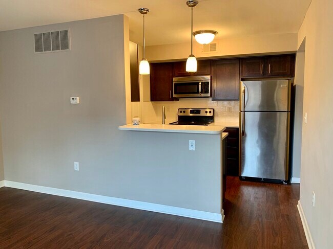 Kitchen (from living room - 905 Washington St