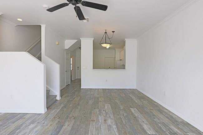Building Photo - Forest Lake Townhomes 3629-102