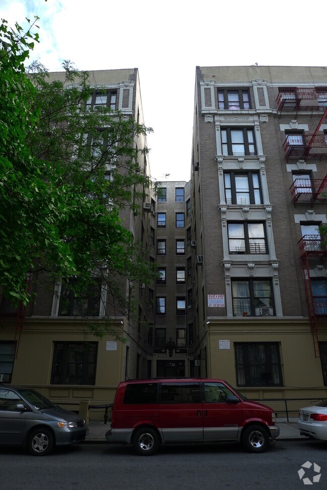 Building Photo - 545 W 162nd St