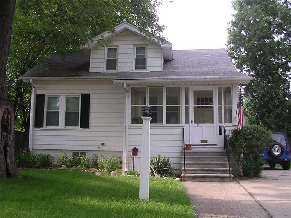 Primary Photo - 425 Linden Ave