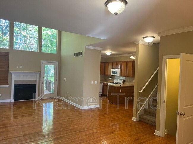 Foto del edificio - 41472 Glade Rd