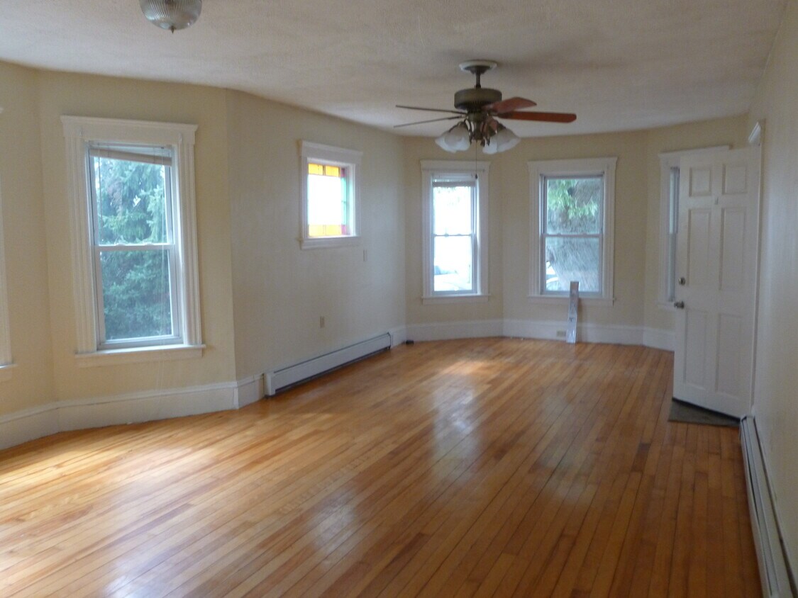 Foto del edificio - 29 Almont Ave