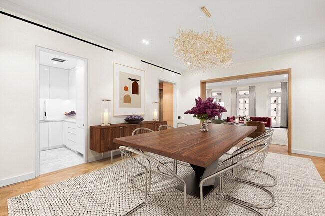 Foto del edificio - 4 E 62nd St