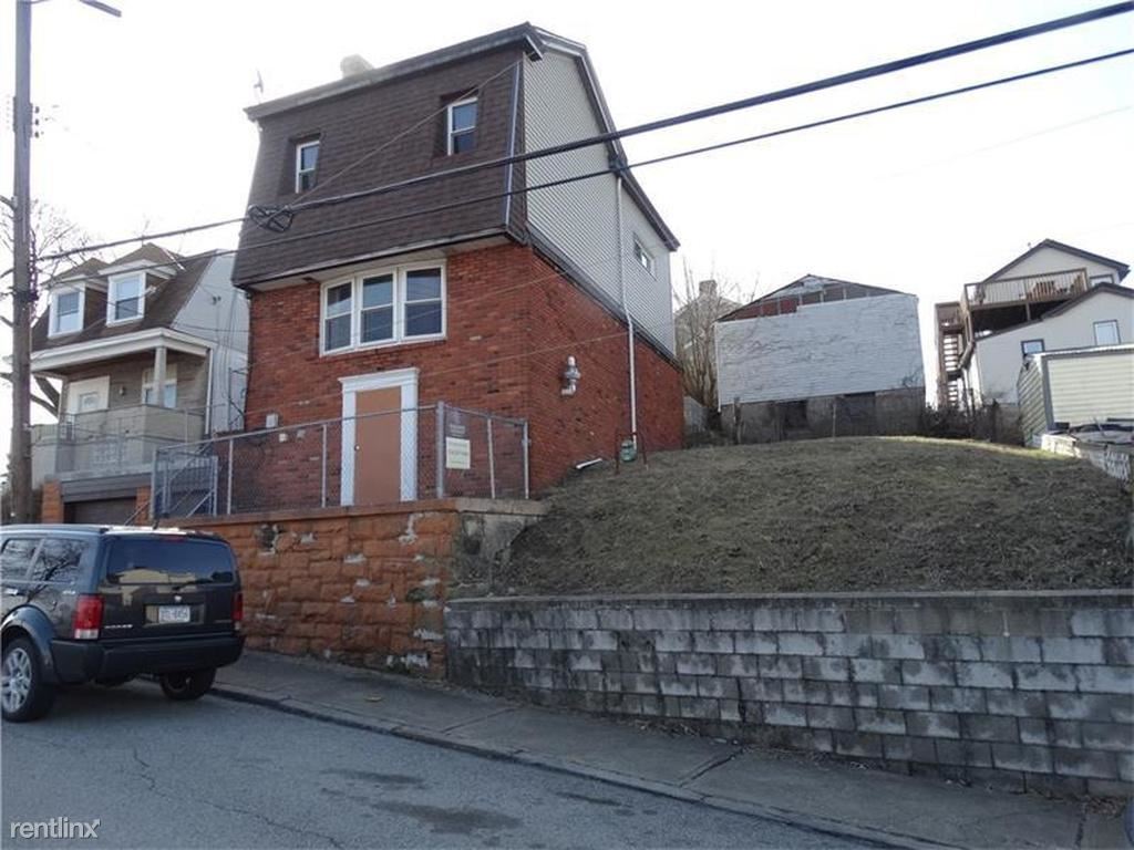 3 br, 1.5 bath House 842 McLain St House for Rent in Pittsburgh, PA