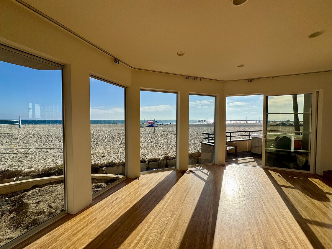 Foto principal - 3505 Ocean Front Walk