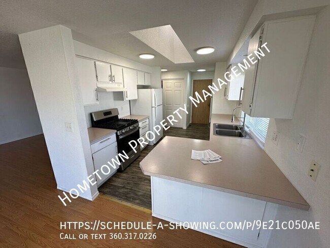 Foto del edificio - 16124 Vancil Loop SE