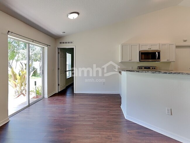 Foto del edificio - 1812 Roper Rd