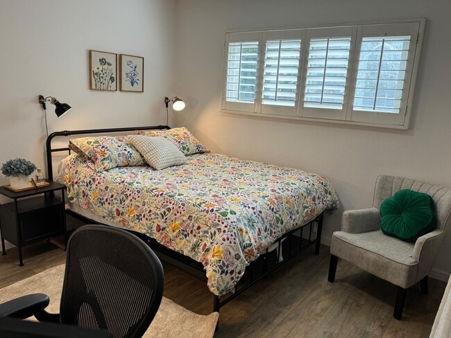 Building Photo - 2237 Via Fernandez