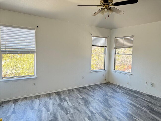 Foto del edificio - 17923 Loch Linnhe Loop